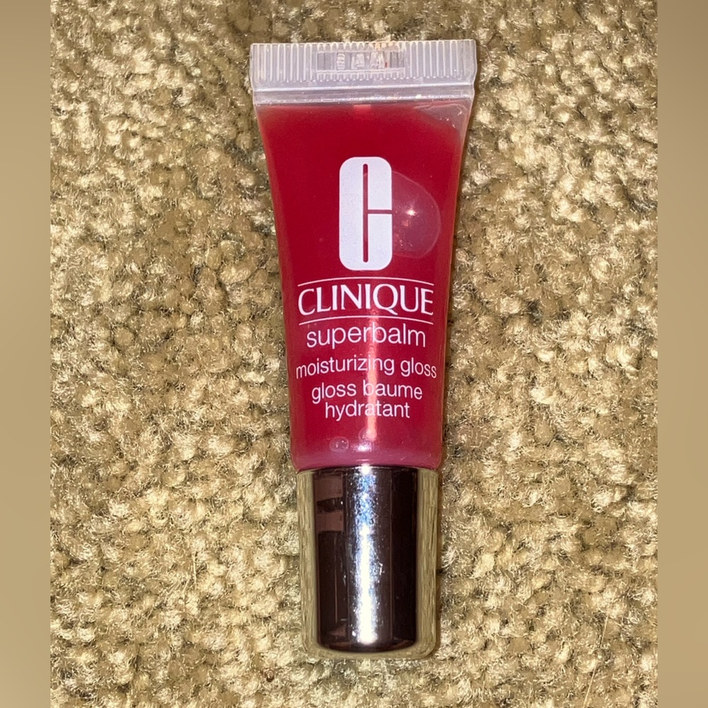 Clinique Superbalm Moisturizing Gloss - 02 Raspberry